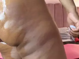 hallybans's Live Sex Cam Show