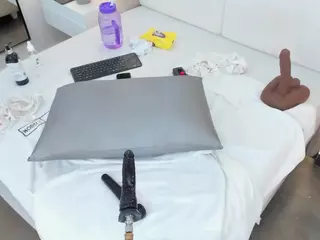katty-lorenz's Live Sex Cam Show