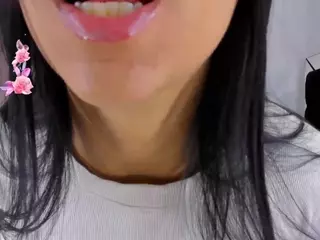 April Adamson's Live Sex Cam Show
