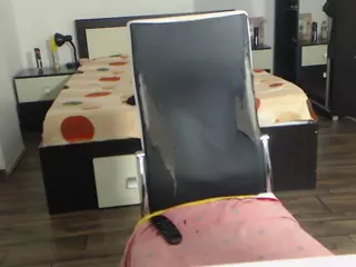 dedesibel1's Live Sex Cam Show