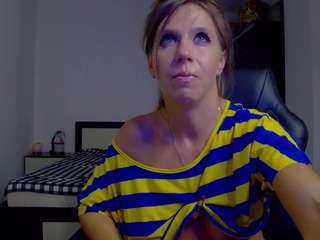 Live cam show with dedesibel1