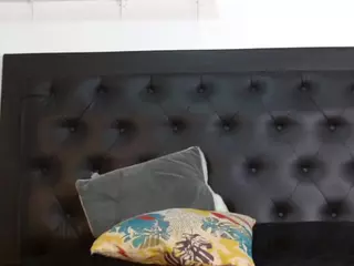 Alika Johnson's Live Sex Cam Show