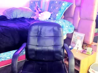 cynthiaa's Live Sex Cam Show