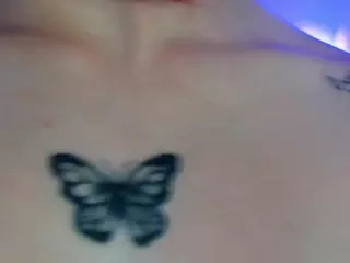 cynthiaa's Live Sex Cam Show
