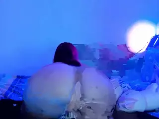 cynthiaa's Live Sex Cam Show