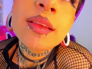 Rainnbow_'s Live Sex Cam Show