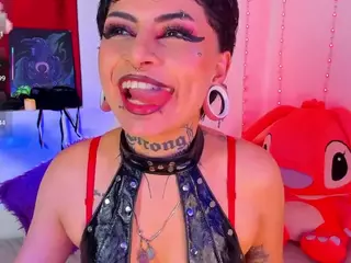 Rainnbow_'s Live Sex Cam Show