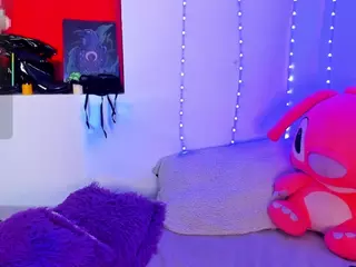 Rainnbow_'s Live Sex Cam Show
