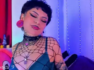Rainnbow_'s Live Sex Cam Show