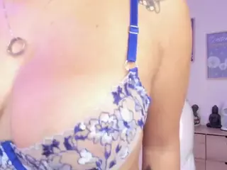 Blue-Hazel's Live Sex Cam Show
