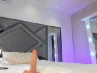 niiaa1's Live Sex Cam Show