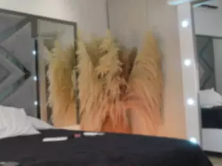 niiaa1's Live Sex Cam Show