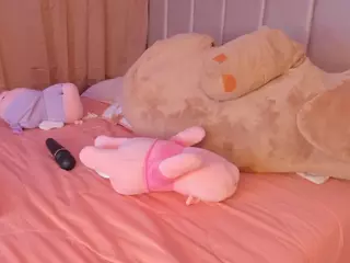 isabella-bunny's Live Sex Cam Show