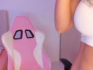 isabella-bunny's Live Sex Cam Show