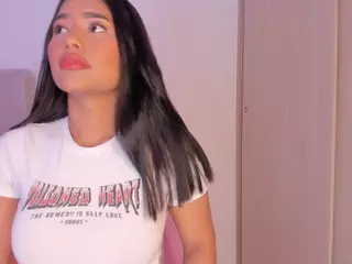 isabella-bunny's Live Sex Cam Show