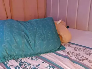 isabella-bunny's Live Sex Cam Show