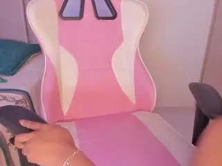 isabella-bunny's Live Sex Cam Show