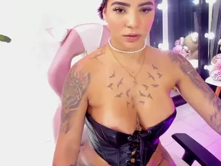 emmarussellx's Live Sex Cam Show