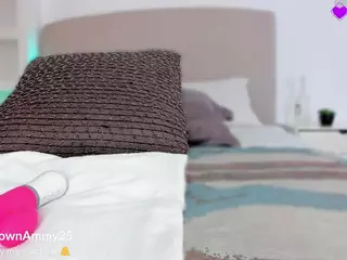 Maddy's Live Sex Cam Show