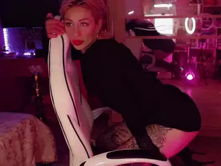 annie1ann's Live Sex Cam Show