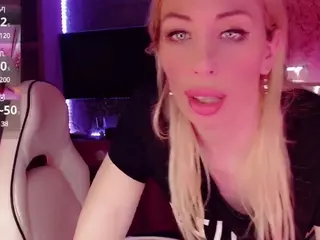 annie1ann's Live Sex Cam Show