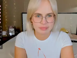 bellatip's Live Sex Cam Show