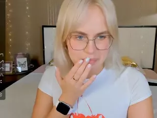bellatip's Live Sex Cam Show