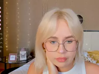 bellatip's Live Sex Cam Show