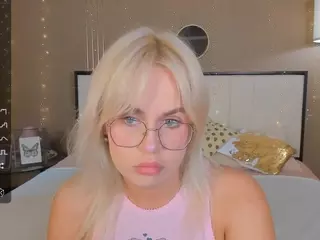 bellatip's Live Sex Cam Show