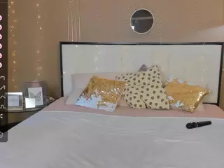 bellatip's Live Sex Cam Show