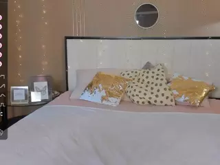 bellatip's Live Sex Cam Show