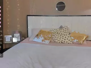 bellatip's Live Sex Cam Show