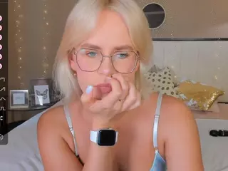 bellatip's Live Sex Cam Show