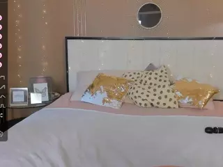 bellatip's Live Sex Cam Show