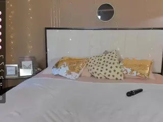 bellatip's Live Sex Cam Show