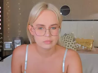 bellatip's Live Sex Cam Show