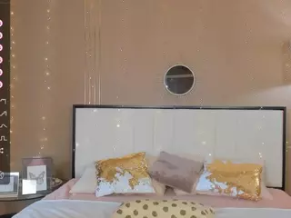 bellatip's Live Sex Cam Show