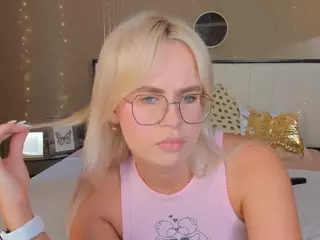bellatip's Live Sex Cam Show