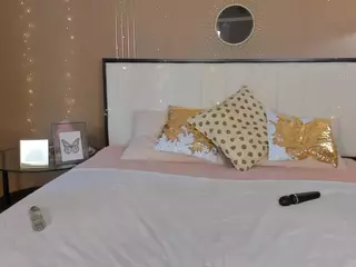 bellatip's Live Sex Cam Show