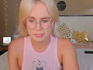 bellatip's Live Sex Cam Show