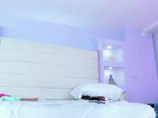 elizabeth-bree's Live Sex Cam Show