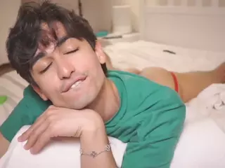 Bambi's Live Sex Cam Show