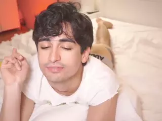 Bambi's Live Sex Cam Show