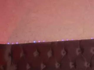 sellenasky's Live Sex Cam Show