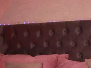 sellenasky's Live Sex Cam Show