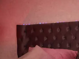 sellenasky's Live Sex Cam Show