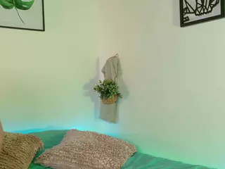 Deviil Doll's Live Sex Cam Show