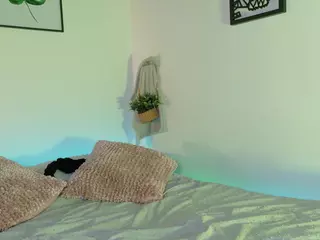 Deviil Doll's Live Sex Cam Show