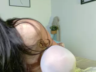 Deviil Doll's Live Sex Cam Show