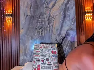Naomhy's Live Sex Cam Show